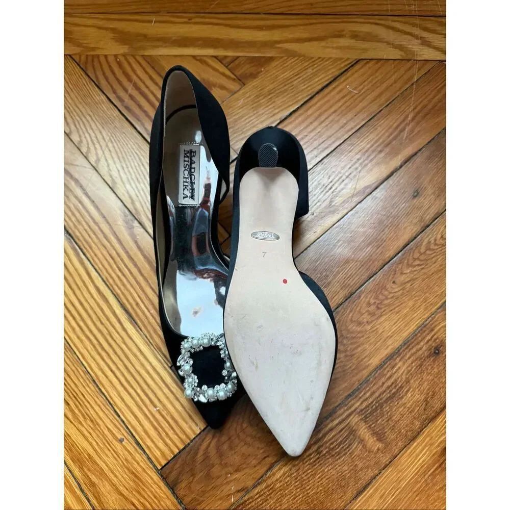 New Badgley Mischka Fabia Embellished Pointed Toe Pump Size 7 - Picture 6 of 8
